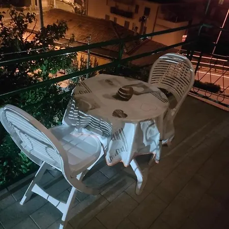 Casa Sanremo Tiziano Parking Gratis Spiaggia 15 Minuti A Piedi Exterior photo