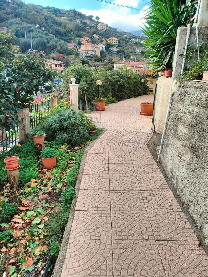 Casa Tiziano Parking Gratis 15 Minuti A Piedi Apartment