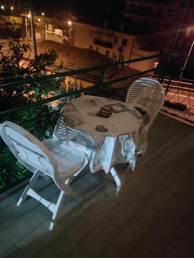 Casa Tiziano Parking Gratis 15 Minuti A Piedi Apartment
